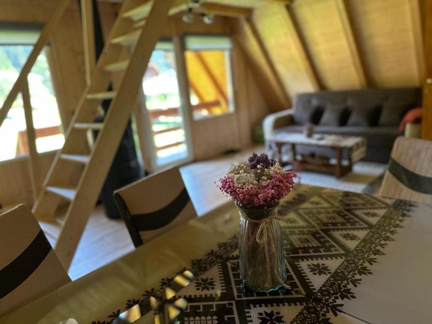 Cabanutze Satic Chalet *