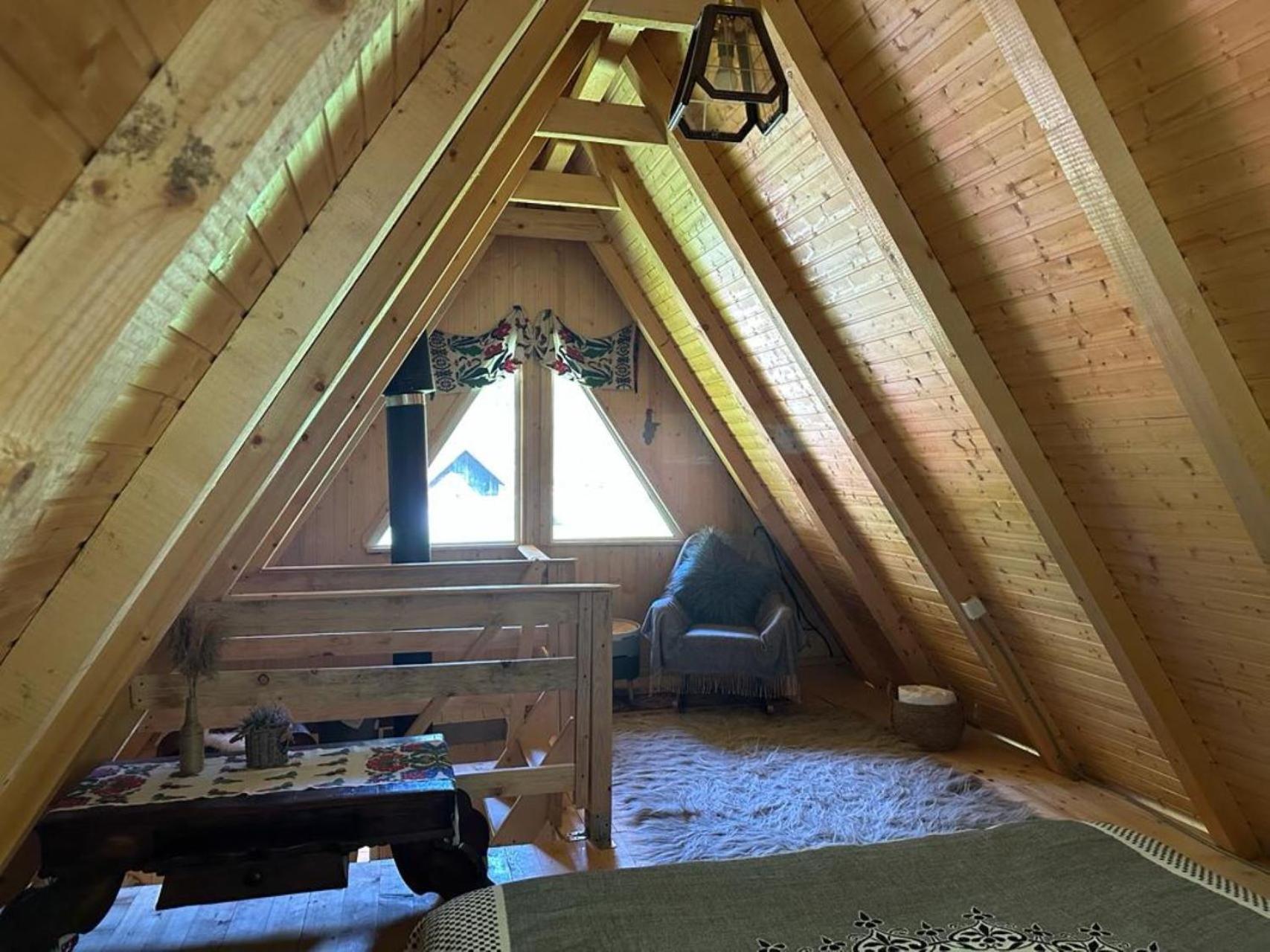 Chalet Cabanutze Satic